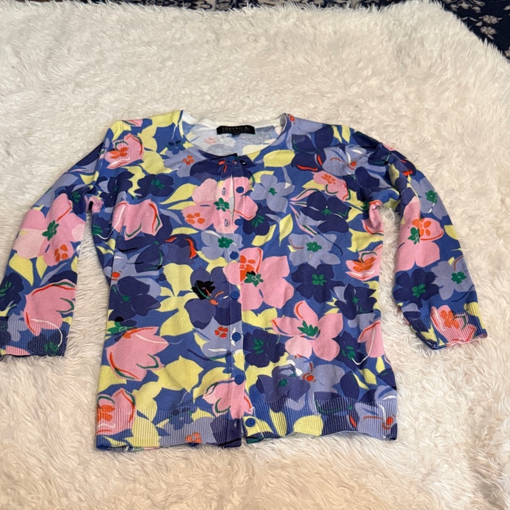 Joseph A Multicolor Floral Knit Cardigan‎
